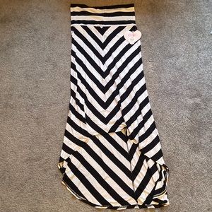 chevron striped girls skirt NWT